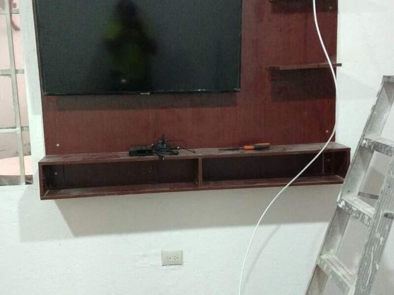 Mueble para tv Santa Catarina Pinula
