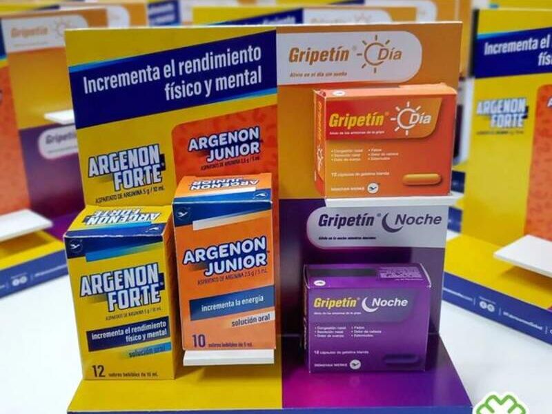 EXHIBIDORES EN PVC