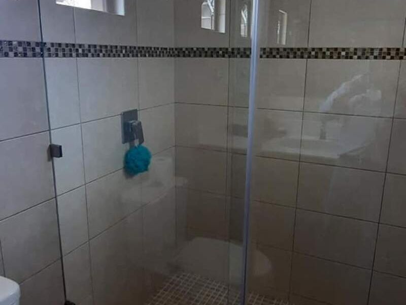 Puerta para ducha Guatemala Zona 1