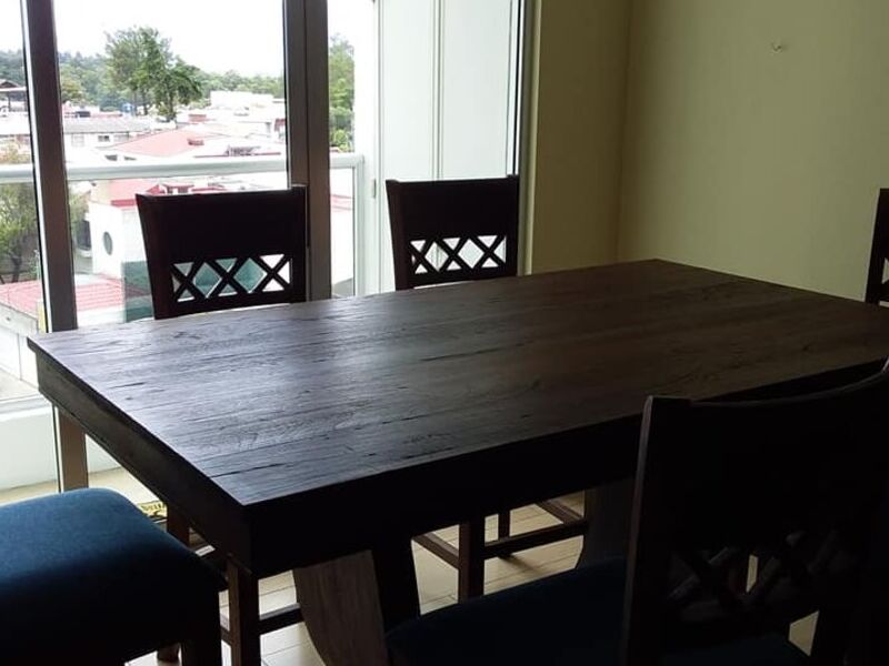 Comedor de madera San Juan Sacatepéquez
