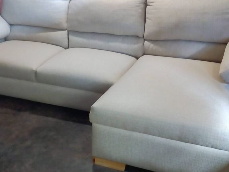 Sillones blancos San Juan Sacatepéquez