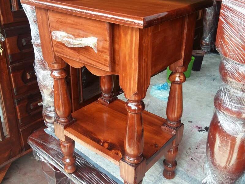 Mesa de noche 