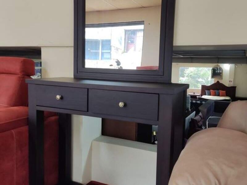 Mueble de sala con espejo 