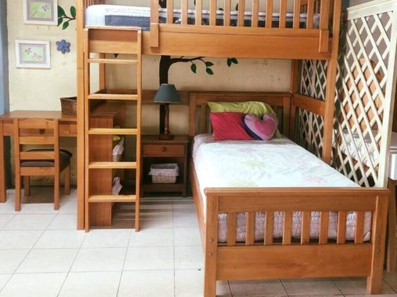 cama litera de madera 