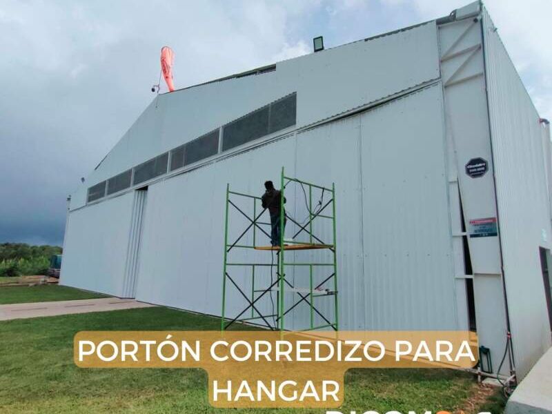 Portón corredizo para hangar Sacatepéquez