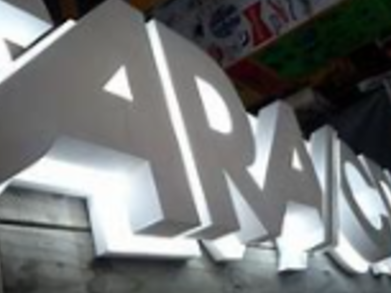 Rotulos iluminados, Mixco Guatemala