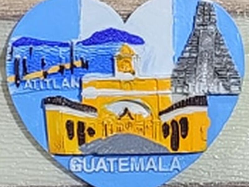Corazón bandera madera Guatemala