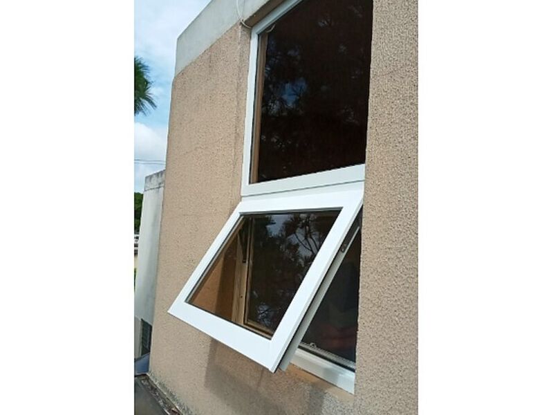 VENTANA ABATIBLE GUATEMALA