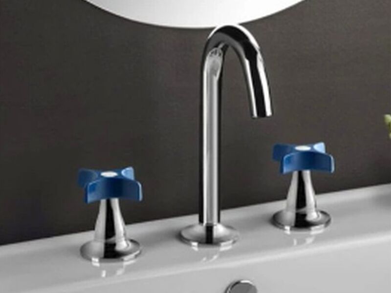 BAÑO GRIFERIA  GUATEMALA