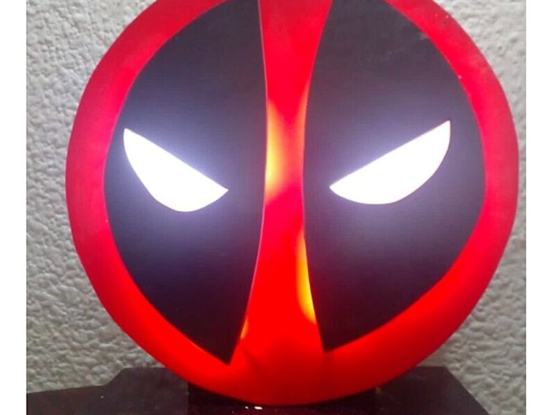 Lampara Deadpool Guatemala