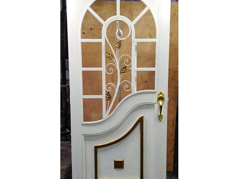 puerta metal blanco Guatemala