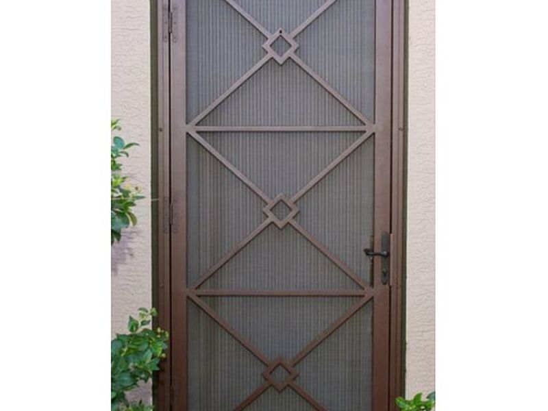 puerta metal Tecpán