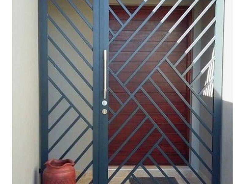 puerta peatonal Tecpán