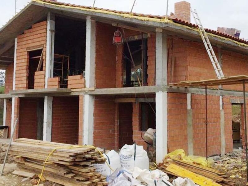 Construcción de Lote Propio Mixco