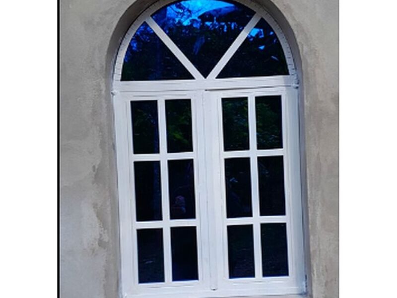 ventana abatible marcos Cobán