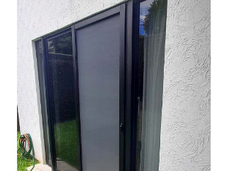 Puerta mosquitera Guatemala
