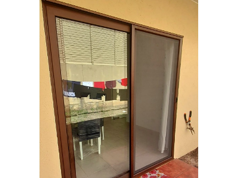 Puerta mosquitera corrediza Guatemala