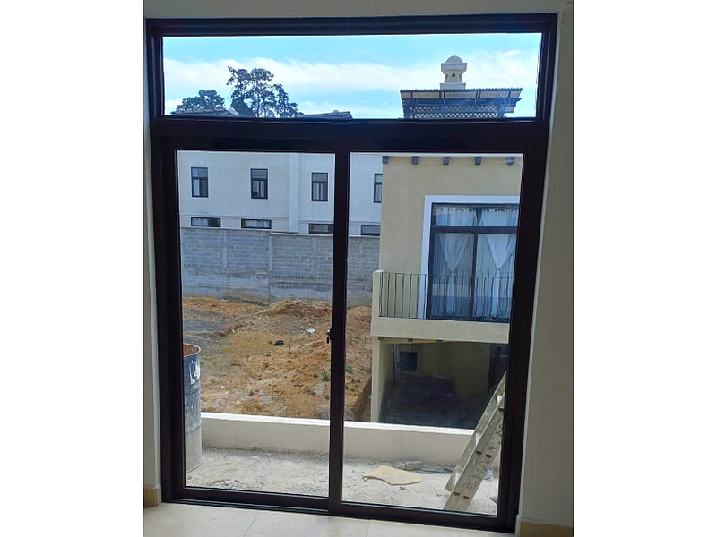 Puertas de UPVC nogal oscuro