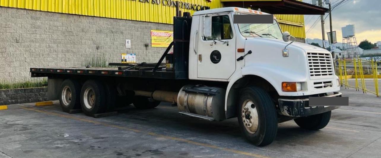 Servicio de gruas de 15 tns Guatemala 