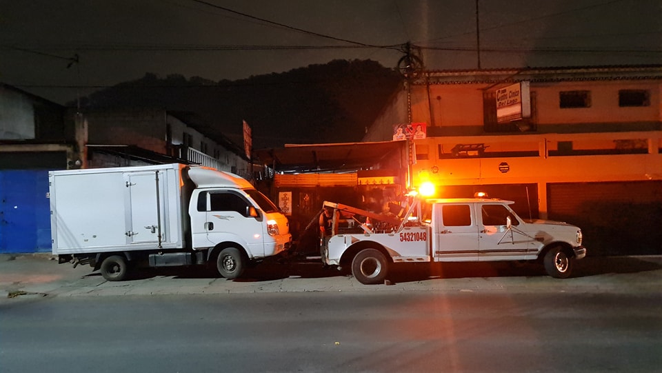 Servicio de gruas para traslados Guatemala 