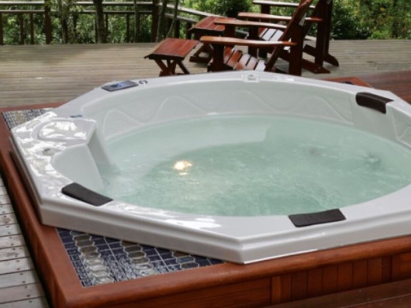 Spa Octagonal