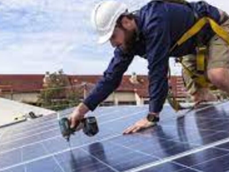 Instalación de Paneles solares en Tecpán