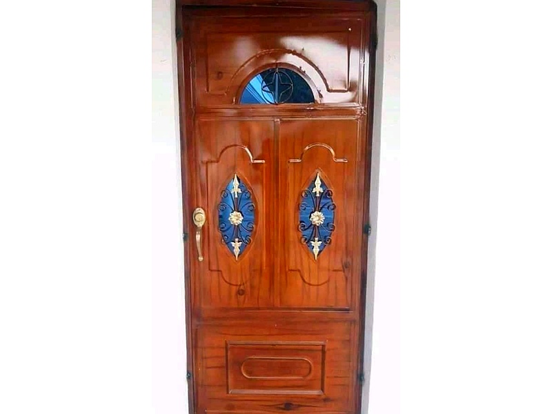 Puerta Cedro Guatemala