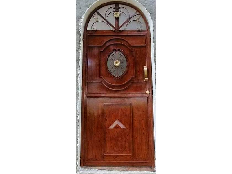 Puerta Pino Guatemala