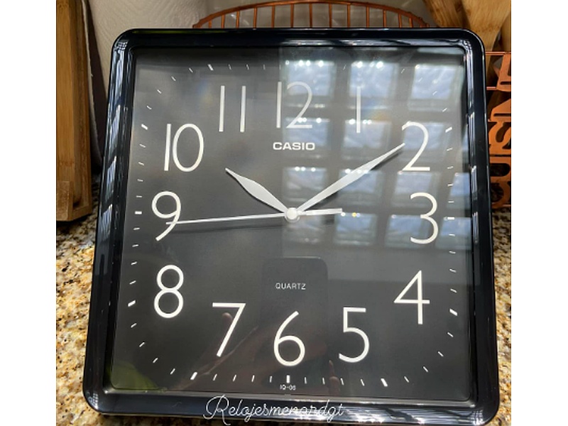 Reloj de Pared Cuadrados Negros Guatemala