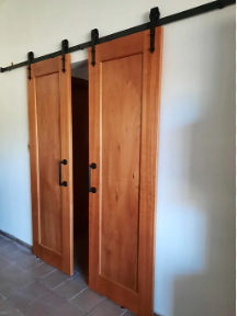 puerta corrediza tipo granero Guatemala