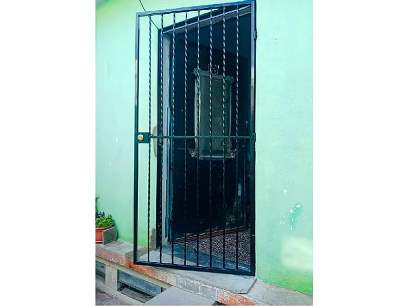 Puerta Metálica Guatemala