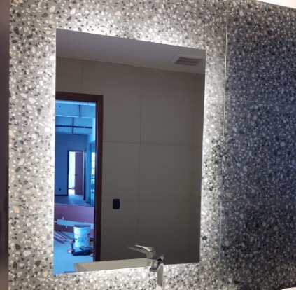 Espejo con iluminación para baño Guatemala 