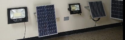 Sistema fotovoltaico con lamparas solares Guatemala