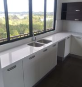 mesón cocina cuarzo Guatemala