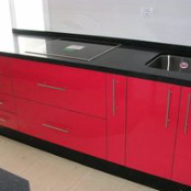 mueble cocina rojo Guatemala