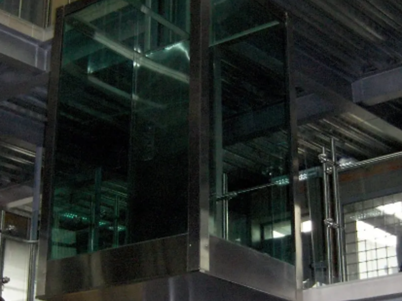 Ascensor de personas