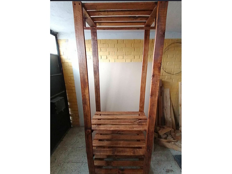 Perchero madera calidad CIUDAD DE GUATEMALA