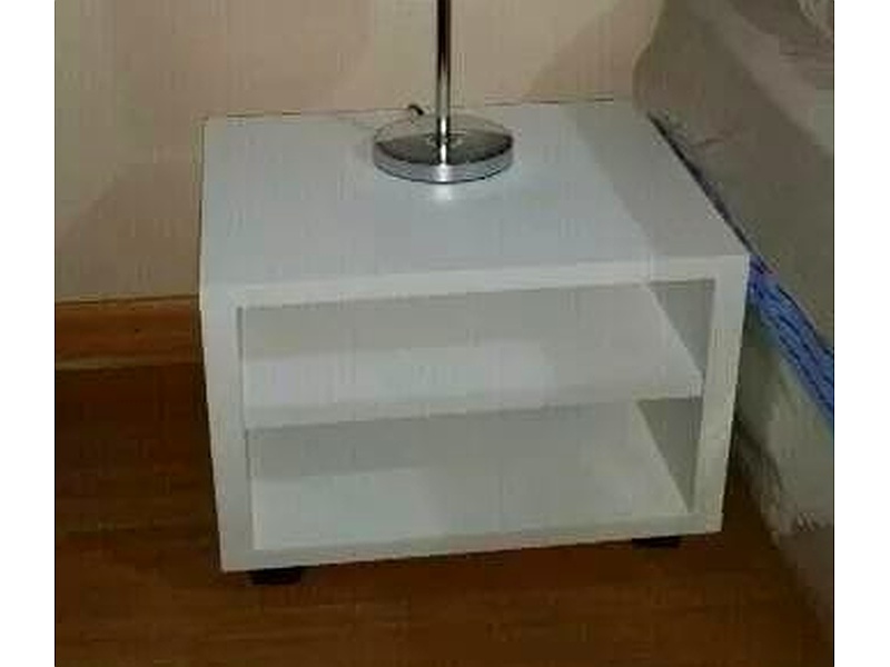Mesa Noche Estantería CIUDAD DE GUATEMALA