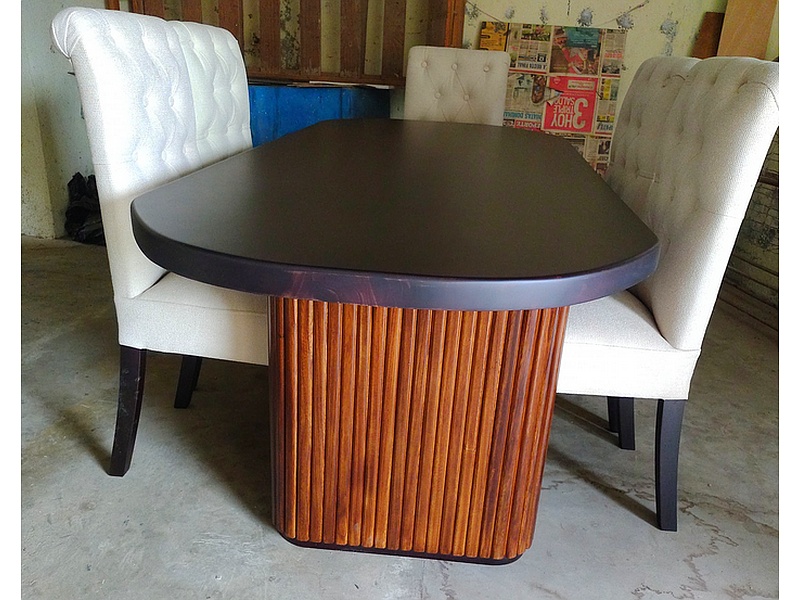 Comedor Ovalado Miel - Blanco CIUDAD VIEJA