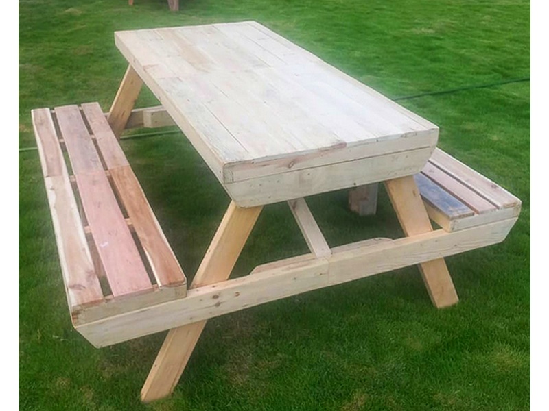  Mesa Tipo Picnic CIUDAD VIEJA
