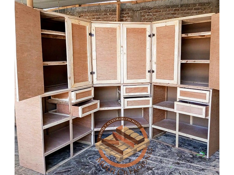Closet Varias Gavetas CIUDAD VIEJA
