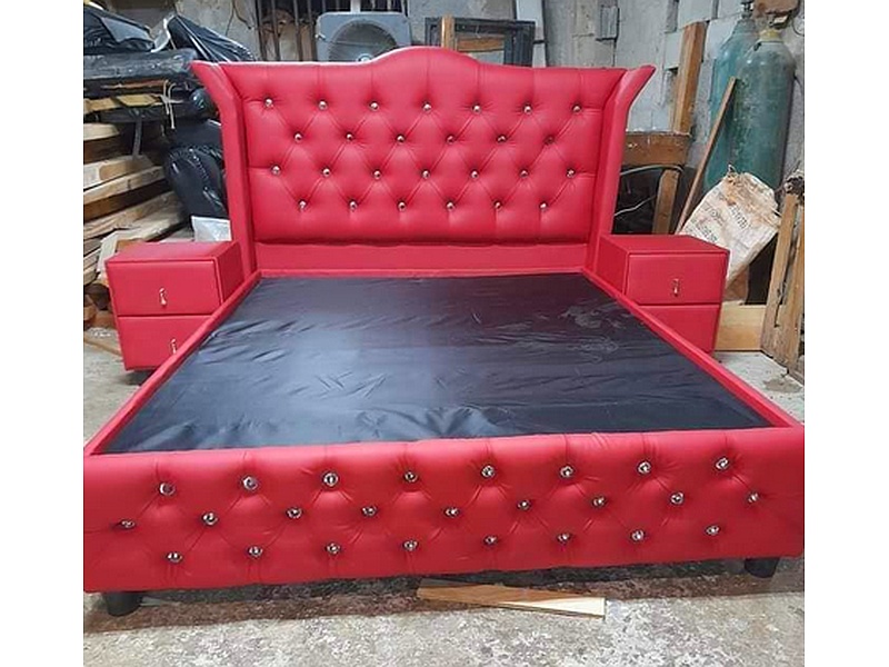 Cama Base Capitone Rojo CIUDAD DE GUATEMALA