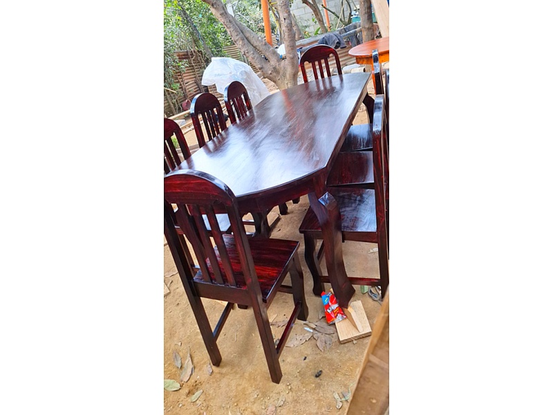 Comedor 8 sillas madera caoba SACATEPÉQUEZ