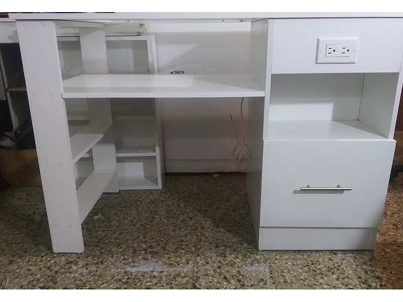 Escritorio blancoCIUDAD DE GUATEMALA