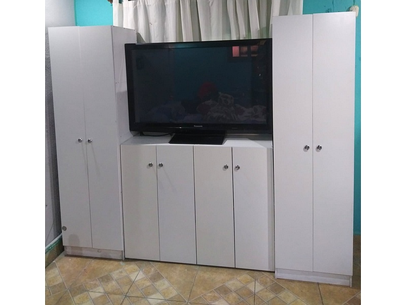 Mueble TV blanco CIUDAD DE GUATEMALA