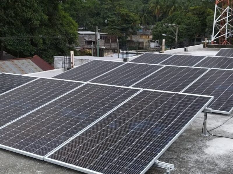 Instalación Panel Solar en Guatemala