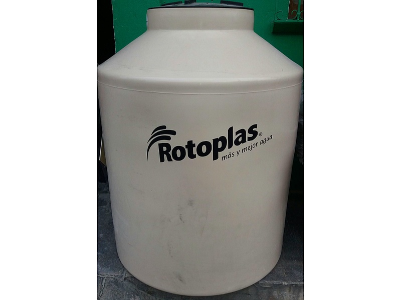 Tinaco Rotoplast Guatemala