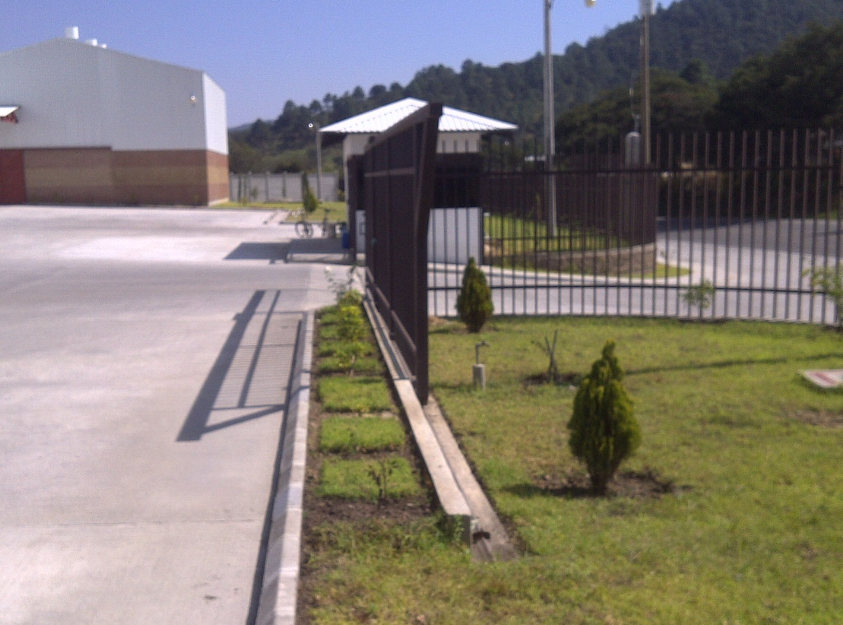 Instalación de Estacionamientos Techados Guatemala