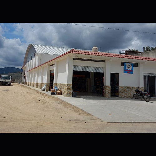 Alfa y Omega Ferreteria