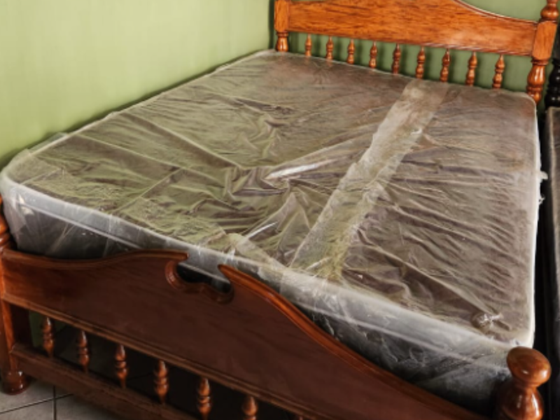 Cama de madera Guazacapán Santa Rosa